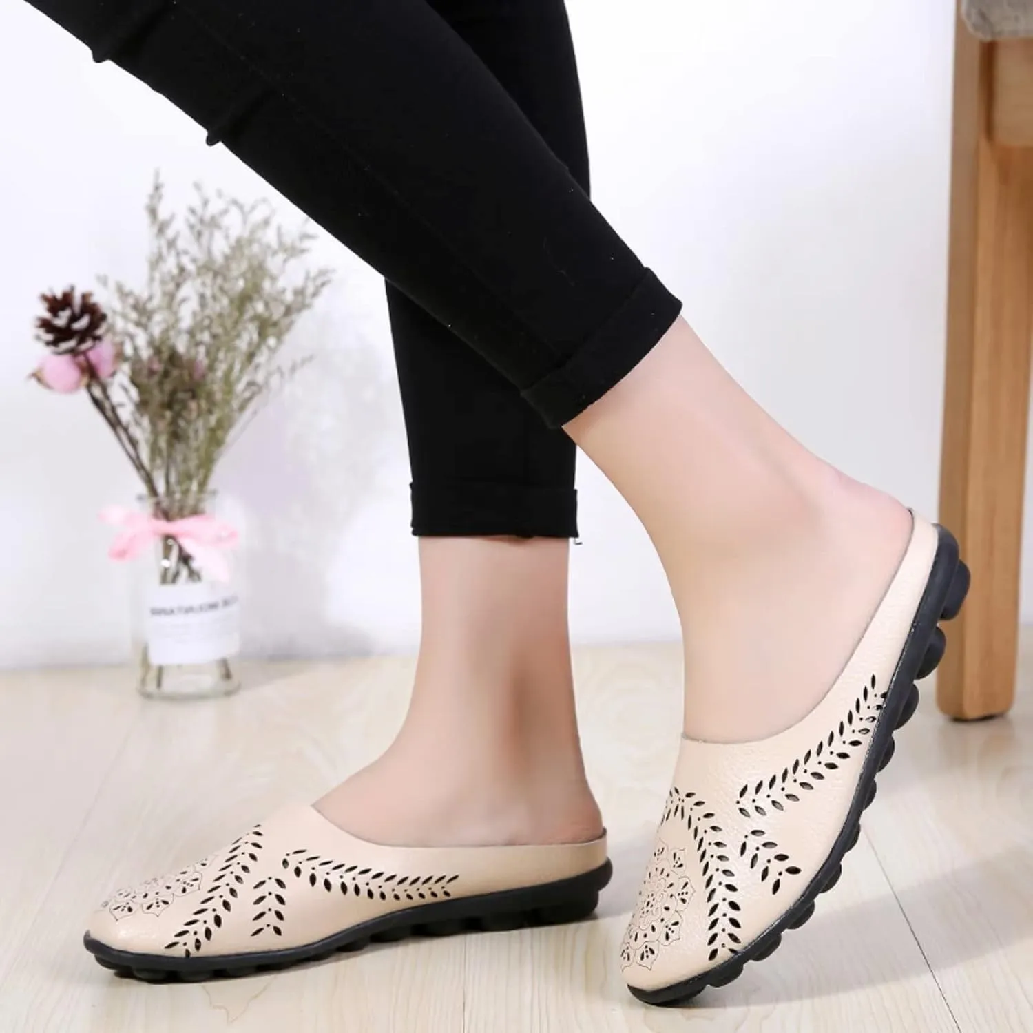 2024 Women's Hollowed Out Casual Fashion Flat Mules