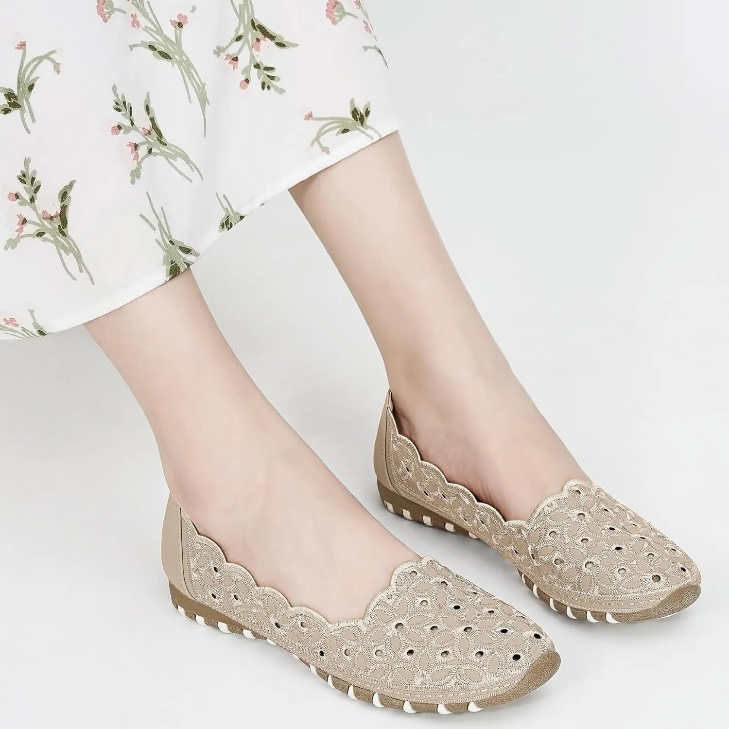 Aomigoct Shoes for Women Ballet Flats: Closed Toe Dress Flats Comfortbale Slip On Pointed Shoes Women Casual Ballets