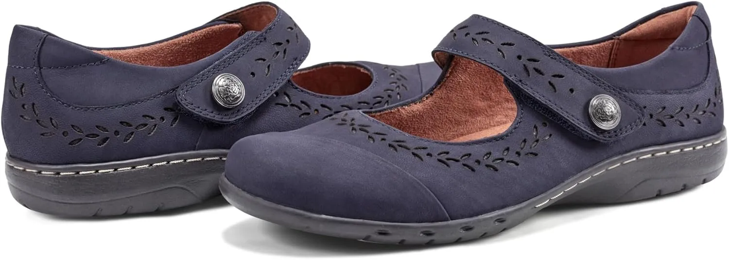 Cobb Hill Perry Women's Slip On