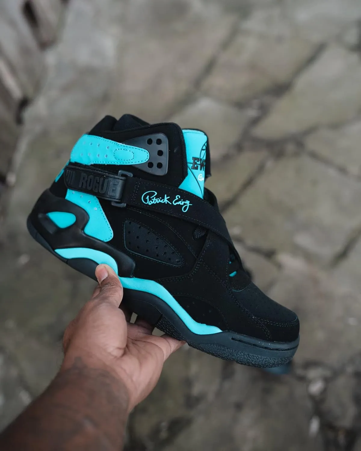 Ewing PATRICK ATHLETICS ROGUE Black/Cyan Blue 1BM02091-018