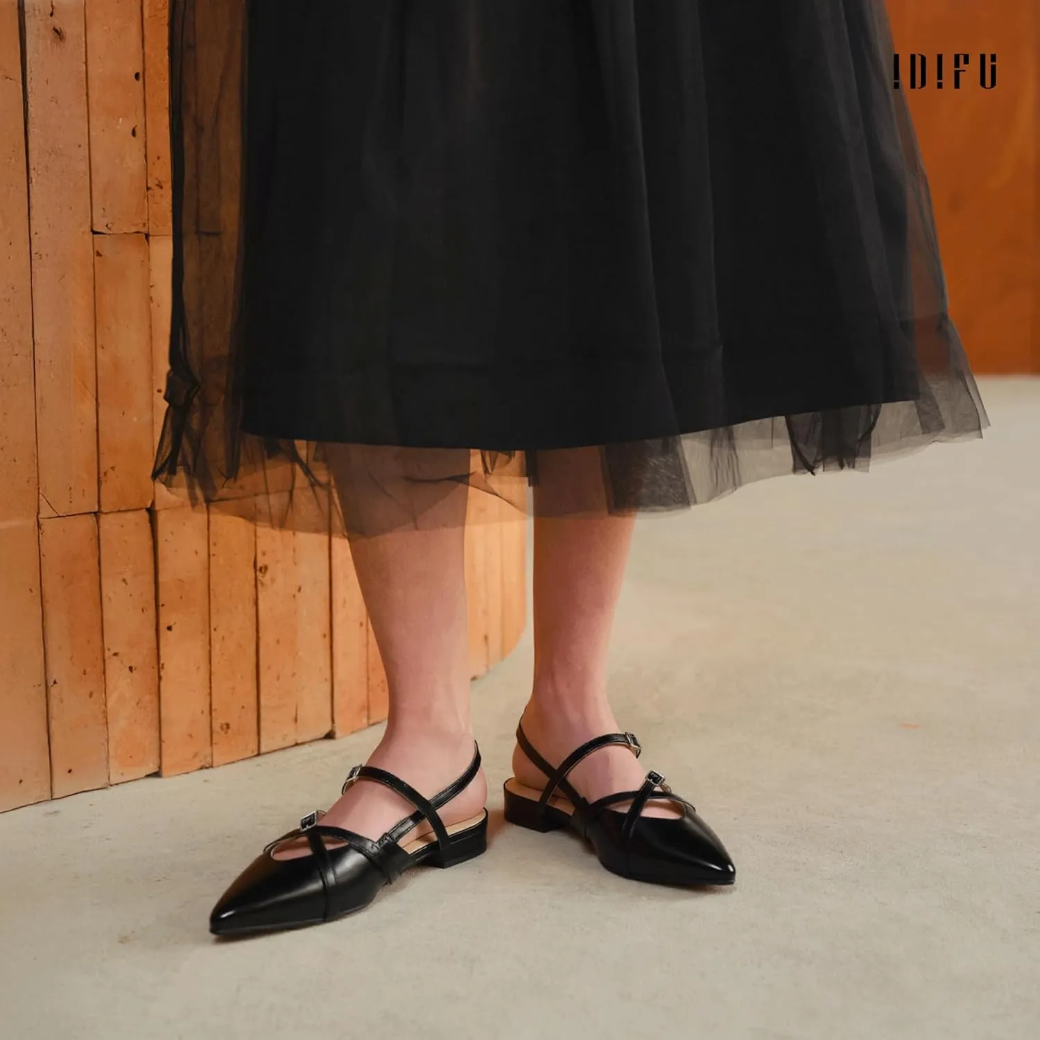 IDIFU Slingback Flats for Women Closed Pointed Toe Strappy Buckle Dress Shoes Wedding Prom Bridal Work Office Casual Formal Ladies Flats Comfortable Fashion Trendy Dressy Crisscross Flat Shoes