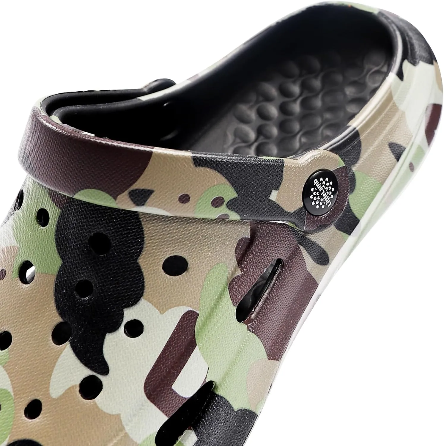 Kids Classic Camo Beach Clogs | Lightweight Water Sandals for Boys - Quick-Dry Non-Slip Light and Durable （Little Kid/Big Kid）