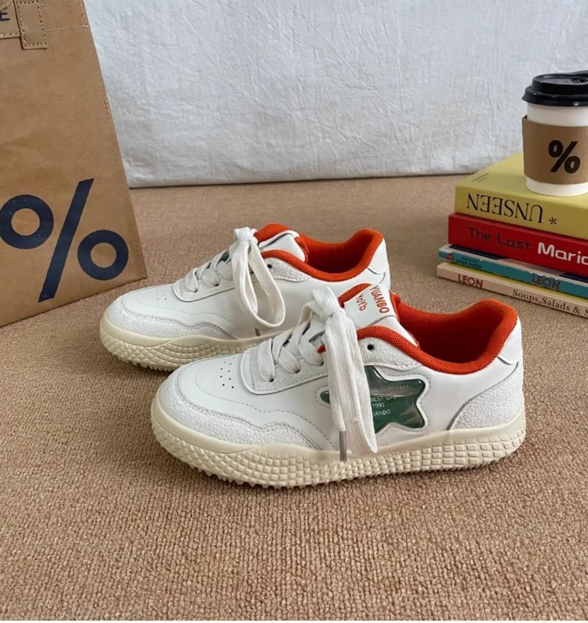 Korean-Inspired Casual Star Sneakers Women Platform Tennis Shoes, Original Style White Sneakers for Sports & Streetwear