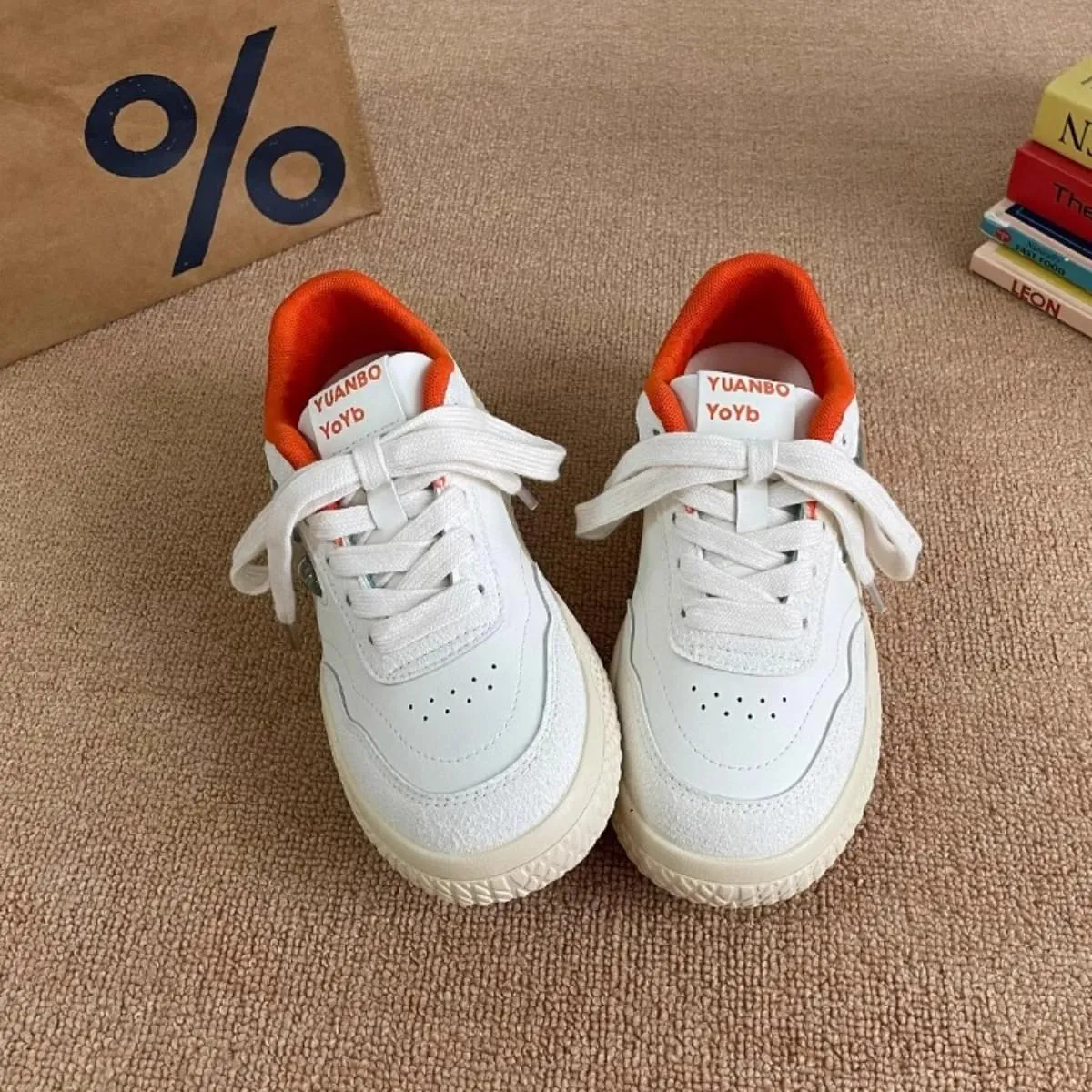 Korean-Inspired Casual Star Sneakers Women Platform Tennis Shoes, Original Style White Sneakers for Sports & Streetwear