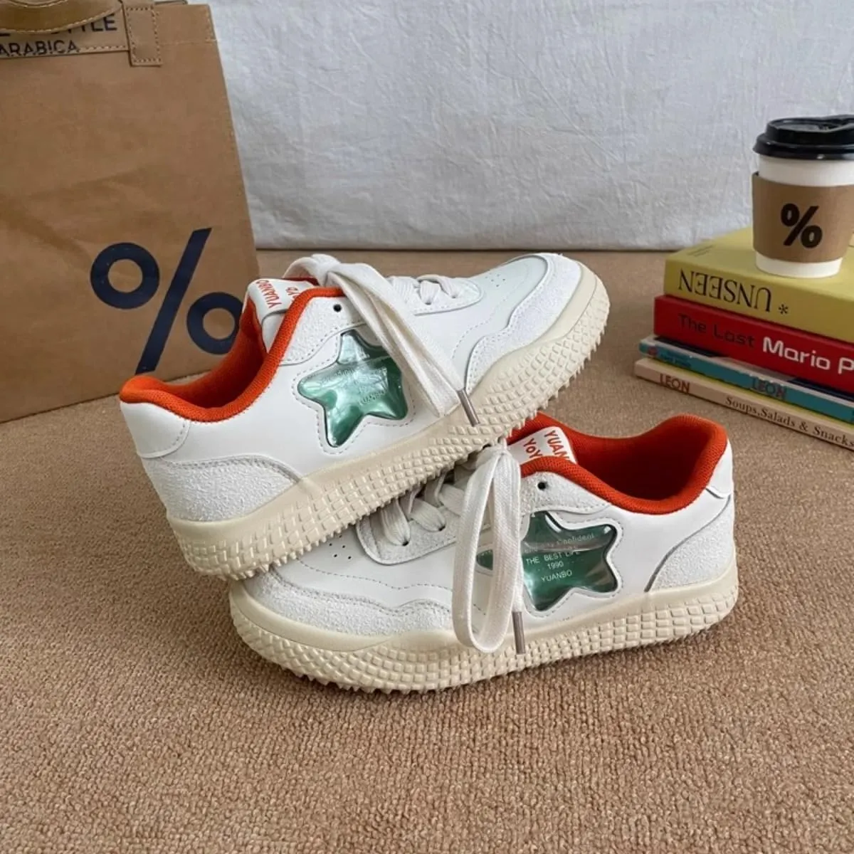 Korean-Inspired Casual Star Sneakers Women Platform Tennis Shoes, Original Style White Sneakers for Sports & Streetwear