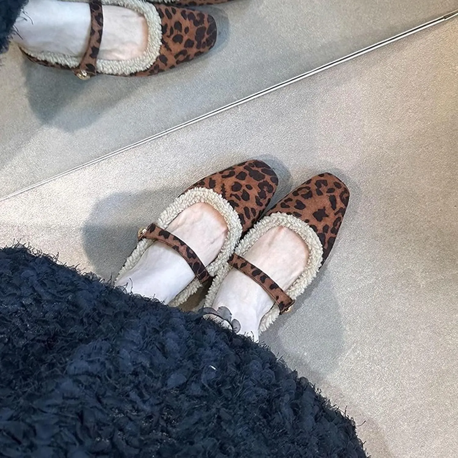 Mary Jane Flats for Women Faux Fur Ballet Flats Winter Fuzzy Warm Comfy Flats Slip On Flats Shoes Warm Plush Lined