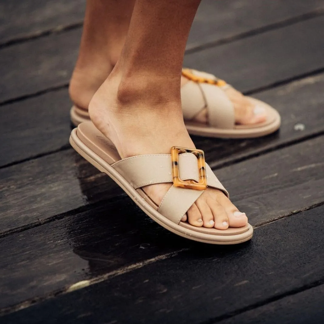 OLUKAI La'i Women's Slide Sandals, Everyday Shoe & Water-Friendly, All-Day Comfort, Stylish & Durable