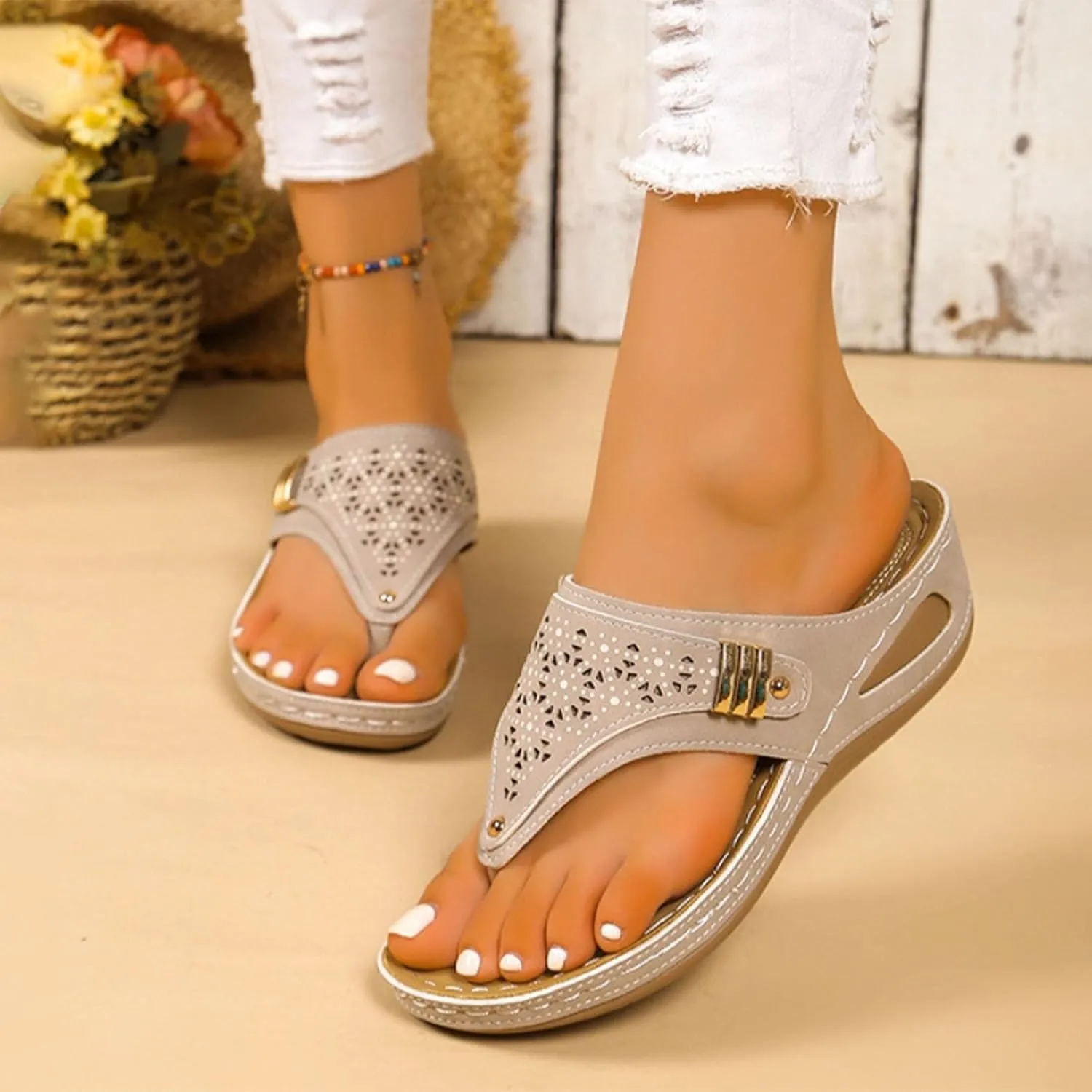 Orthopedic Sandals for Women Breathable Mesh Sports Sandals With Non-Slip Sole Women’s Thick-Soled Wedge Heel Slippers