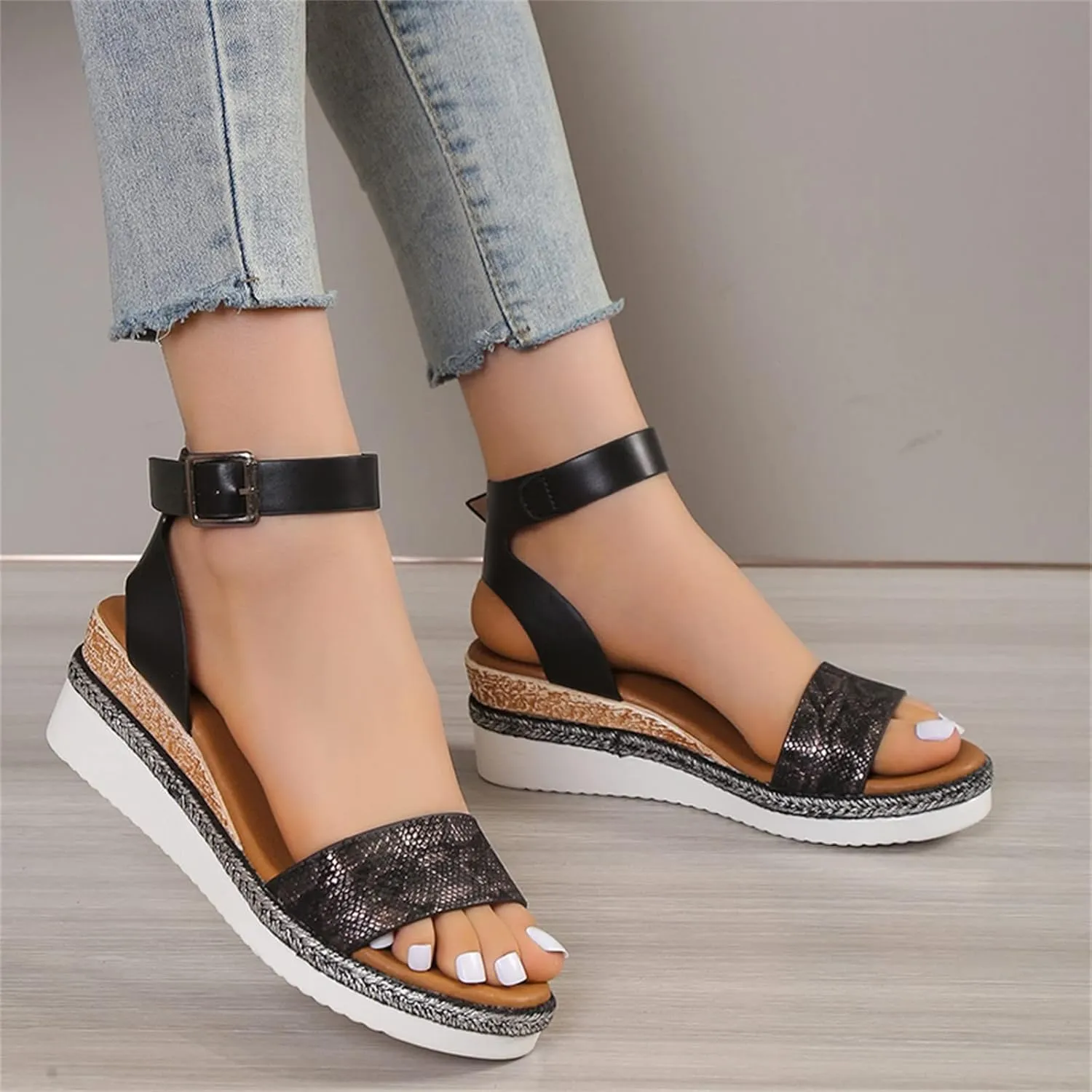 Platform Wedge Sandals for Women Comfortable Ankle Strap Wide Width Espadrilles Wedges for Women 2025 Summer Open Toe Low Heel Sandals Casual Sandals Ladies Strappy Sandals ﻿