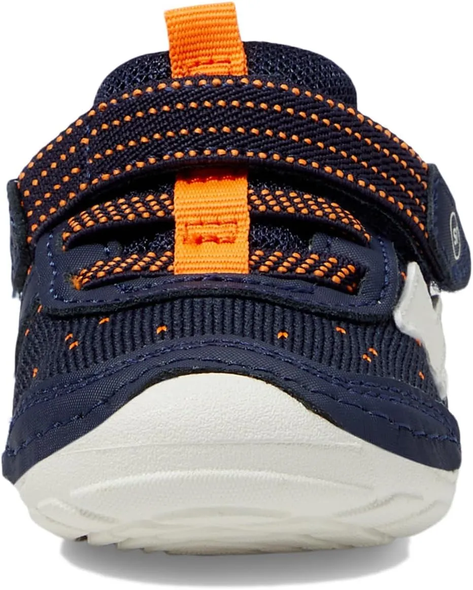 Stride Rite Unisex-Baby Sm Zips Runner Sneaker