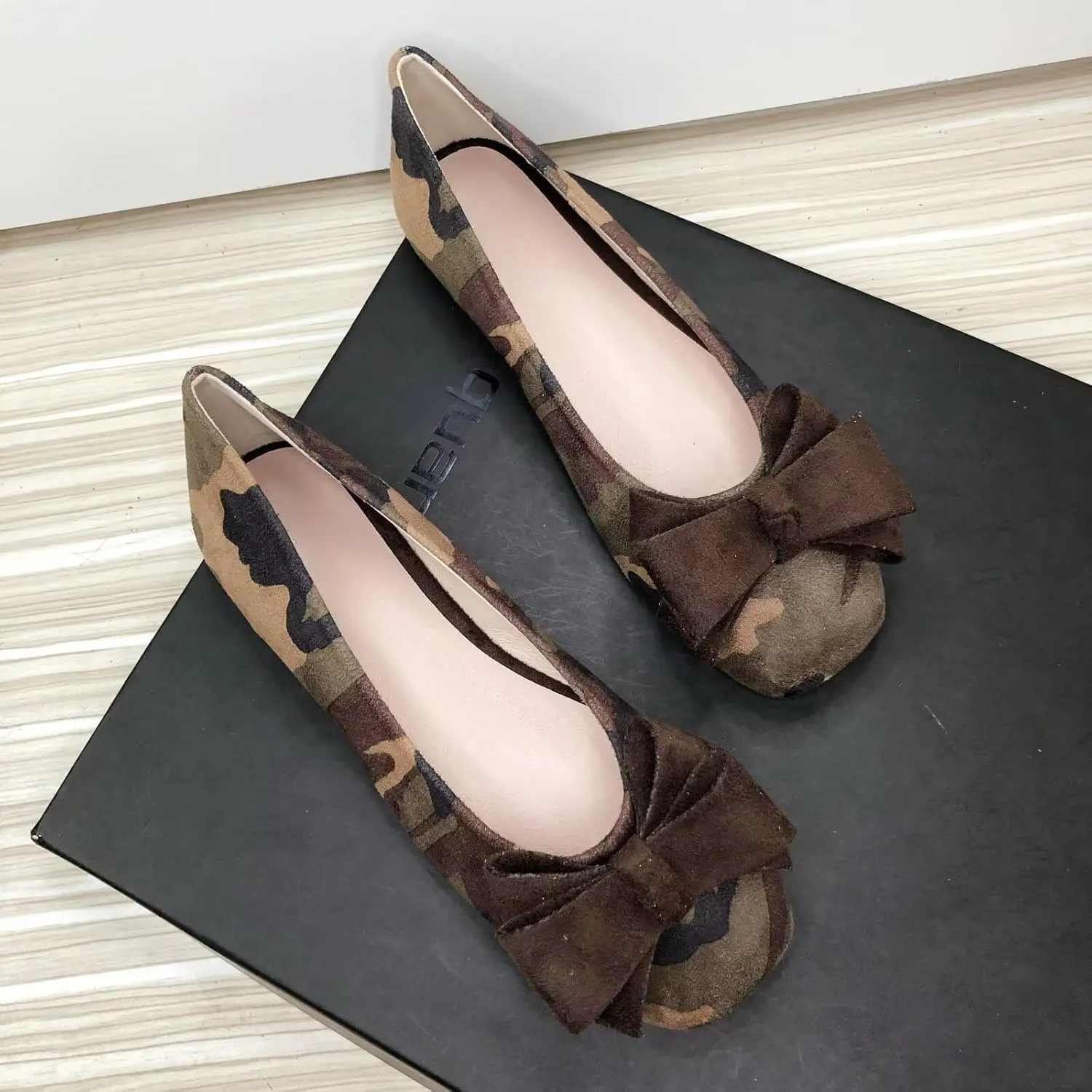 WENJIAZHIZHI Square Toe Bow Flats for Women Solid Color Low-Heel Slip-ons Cozy Soft Office Lady Dress Shoes