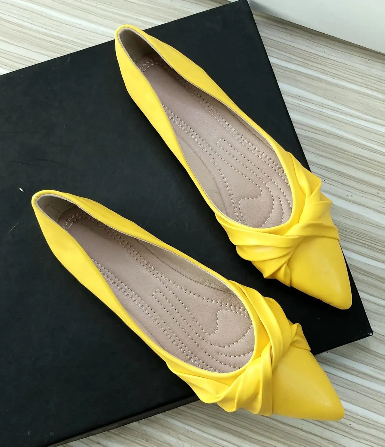 WENJIAZHIZHI Womens Ruched Bow Ballet Flats Comfortable Pointed Toe Slip On Walking Loafers Dress Shoes for Women Dressy Casual
