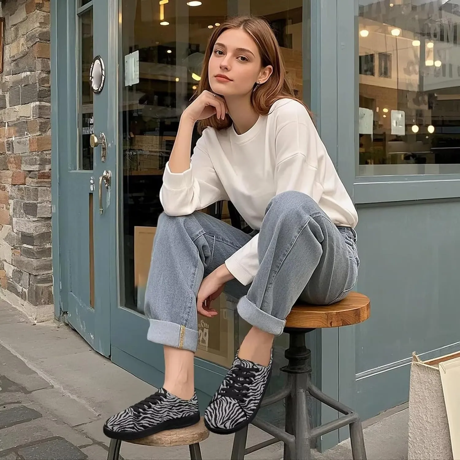 Women's Slip On Canvas Tennis Shoes Low Top Fashion Sneakers Casual Flats Walking Shoes Comfy Loafers US 5.5-13.5